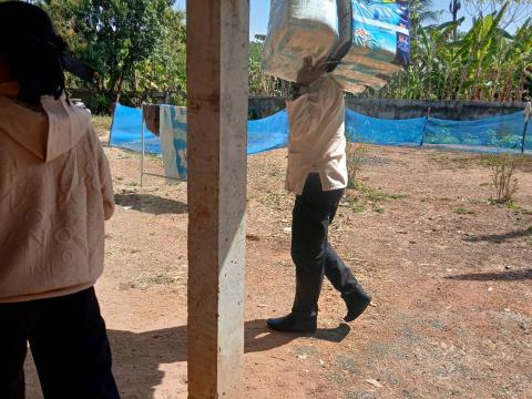 สนับสนุนผ้าอ้อมผู้ใหญ่
